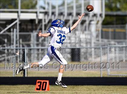 Thumbnail 3 in Goose Creek Memorial vs Barbers Hill photogallery.