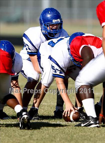 Thumbnail 2 in Goose Creek Memorial vs Barbers Hill photogallery.