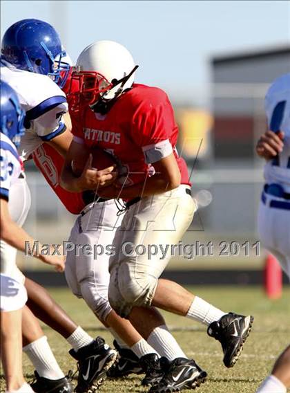 Thumbnail 2 in Goose Creek Memorial vs Barbers Hill photogallery.