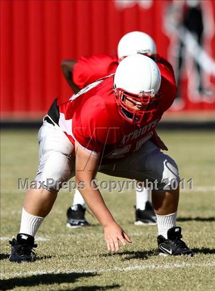 Thumbnail 1 in Goose Creek Memorial vs Barbers Hill photogallery.
