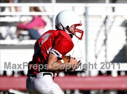 Thumbnail 2 in Goose Creek Memorial vs Barbers Hill photogallery.