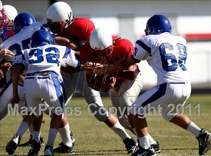 Thumbnail 2 in Goose Creek Memorial vs Barbers Hill photogallery.