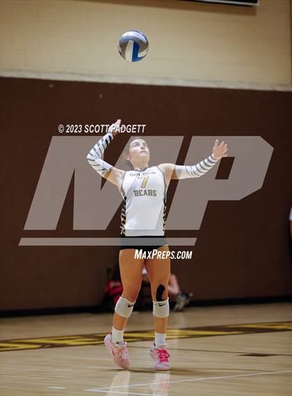 Thumbnail 2 in Linfield Christian @ Temecula Valley photogallery.
