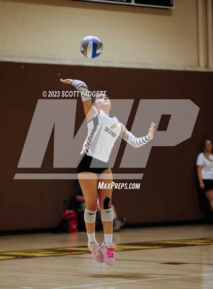 Thumbnail 3 in Linfield Christian @ Temecula Valley photogallery.