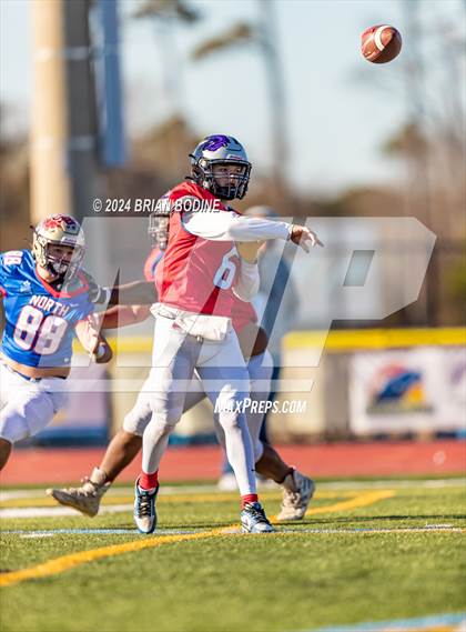 Thumbnail 1 in Touchstone Energy Bowl photogallery.