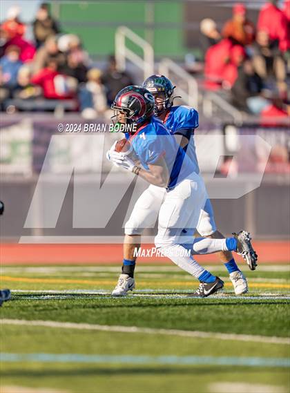Thumbnail 1 in Touchstone Energy Bowl photogallery.