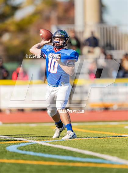 Thumbnail 2 in Touchstone Energy Bowl photogallery.