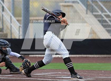 Thumbnail 3 in Rio Hondo Prep vs Flintridge Prep photogallery.