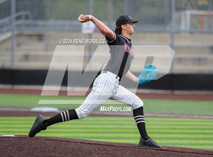 Thumbnail 1 in Rio Hondo Prep vs Flintridge Prep photogallery.