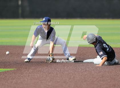 Thumbnail 2 in Rio Hondo Prep vs Flintridge Prep photogallery.