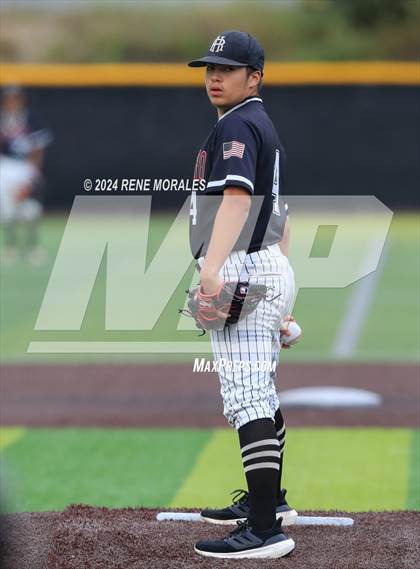 Thumbnail 2 in Rio Hondo Prep vs Flintridge Prep photogallery.