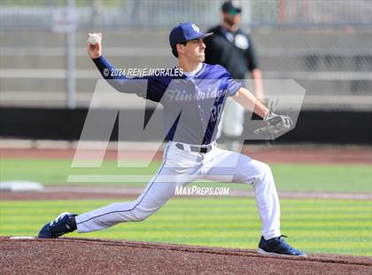 Thumbnail 3 in Rio Hondo Prep vs Flintridge Prep photogallery.