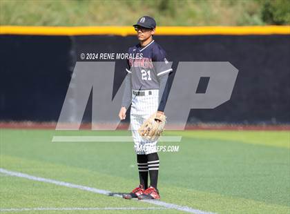 Thumbnail 3 in Rio Hondo Prep vs Flintridge Prep photogallery.