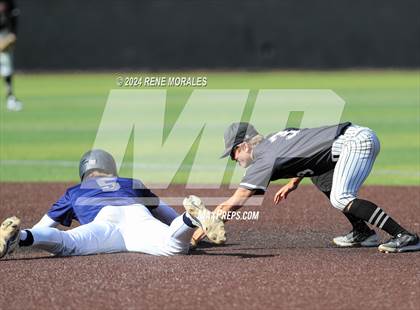 Thumbnail 1 in Rio Hondo Prep vs Flintridge Prep photogallery.