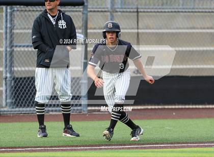 Thumbnail 2 in Rio Hondo Prep vs Flintridge Prep photogallery.