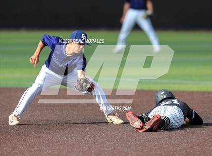 Thumbnail 1 in Rio Hondo Prep vs Flintridge Prep photogallery.