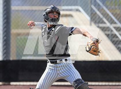 Thumbnail 1 in Rio Hondo Prep vs Flintridge Prep photogallery.