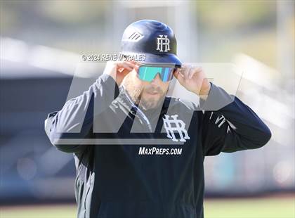 Thumbnail 3 in Rio Hondo Prep vs Flintridge Prep photogallery.
