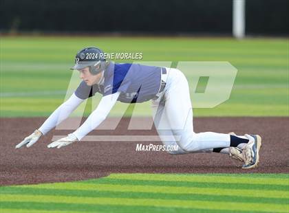 Thumbnail 3 in Rio Hondo Prep vs Flintridge Prep photogallery.
