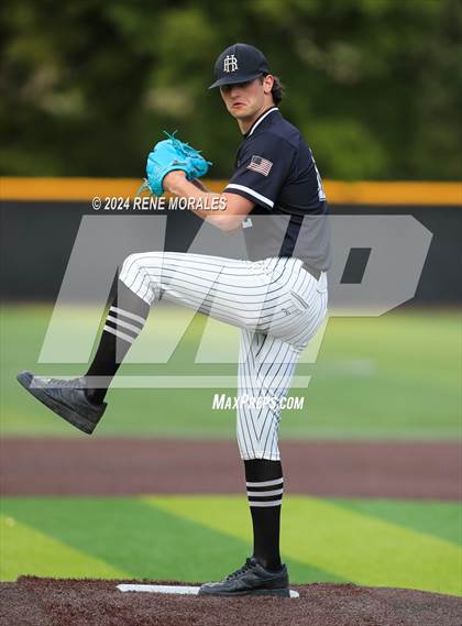 Thumbnail 2 in Rio Hondo Prep vs Flintridge Prep photogallery.