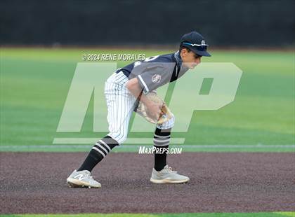 Thumbnail 3 in Rio Hondo Prep vs Flintridge Prep photogallery.