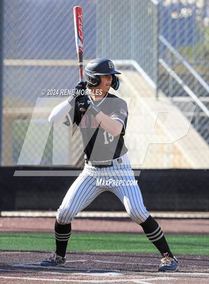 Thumbnail 1 in Rio Hondo Prep vs Flintridge Prep photogallery.