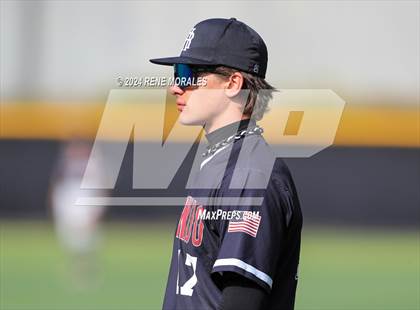 Thumbnail 3 in Rio Hondo Prep vs Flintridge Prep photogallery.