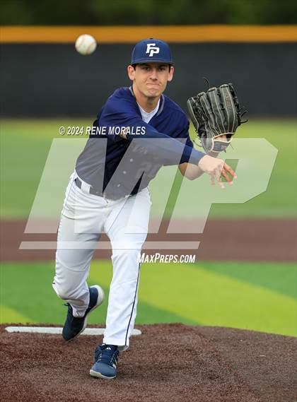 Thumbnail 3 in Rio Hondo Prep vs Flintridge Prep photogallery.