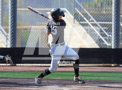 Thumbnail 1 in Rio Hondo Prep vs Flintridge Prep photogallery.