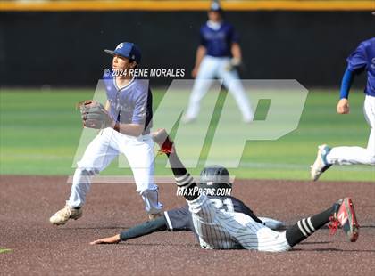 Thumbnail 3 in Rio Hondo Prep vs Flintridge Prep photogallery.