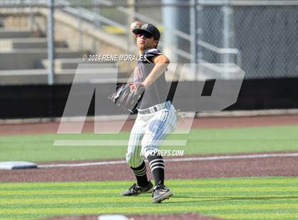 Thumbnail 3 in Rio Hondo Prep vs Flintridge Prep photogallery.