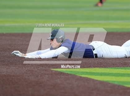 Thumbnail 3 in Rio Hondo Prep vs Flintridge Prep photogallery.