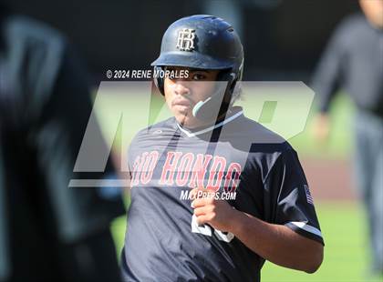 Thumbnail 3 in Rio Hondo Prep vs Flintridge Prep photogallery.