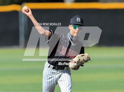 Thumbnail 1 in Rio Hondo Prep vs Flintridge Prep photogallery.