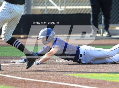 Thumbnail 2 in Rio Hondo Prep vs Flintridge Prep photogallery.