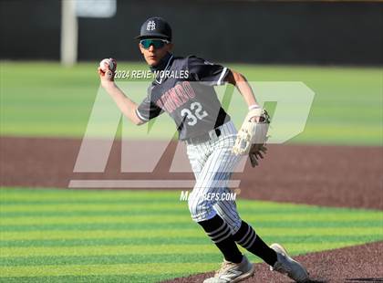 Thumbnail 2 in Rio Hondo Prep vs Flintridge Prep photogallery.
