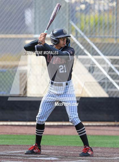 Thumbnail 1 in Rio Hondo Prep vs Flintridge Prep photogallery.