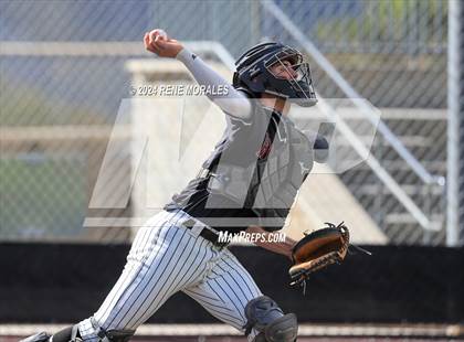 Thumbnail 3 in Rio Hondo Prep vs Flintridge Prep photogallery.