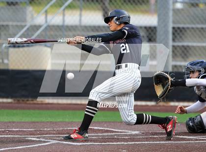 Thumbnail 2 in Rio Hondo Prep vs Flintridge Prep photogallery.
