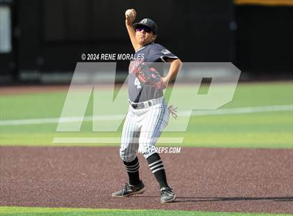 Thumbnail 1 in Rio Hondo Prep vs Flintridge Prep photogallery.