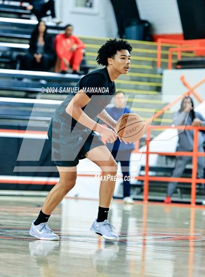 Thumbnail 2 in Brentwood School vs JSerra Catholic (Beverly Hills Tournament) photogallery.