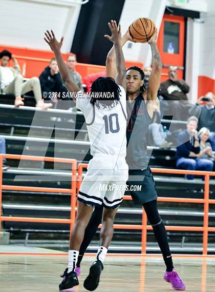 Thumbnail 2 in Brentwood School vs JSerra Catholic (Beverly Hills Tournament) photogallery.