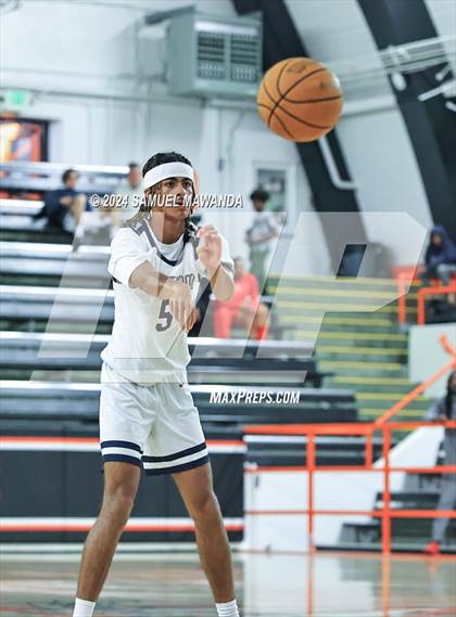 Thumbnail 2 in Brentwood School vs JSerra Catholic (Beverly Hills Tournament) photogallery.