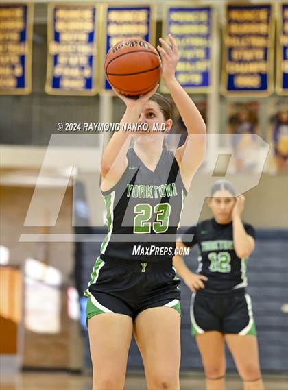 Thumbnail 3 in Yorktown @ Muncie Burris photogallery.