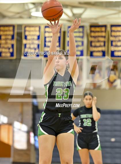 Thumbnail 1 in Yorktown @ Muncie Burris photogallery.