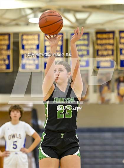 Thumbnail 3 in Yorktown @ Muncie Burris photogallery.