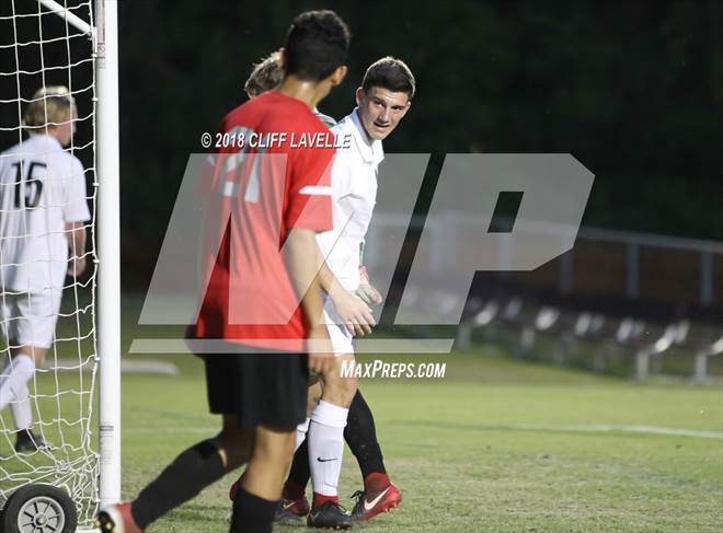 null - Photo 01