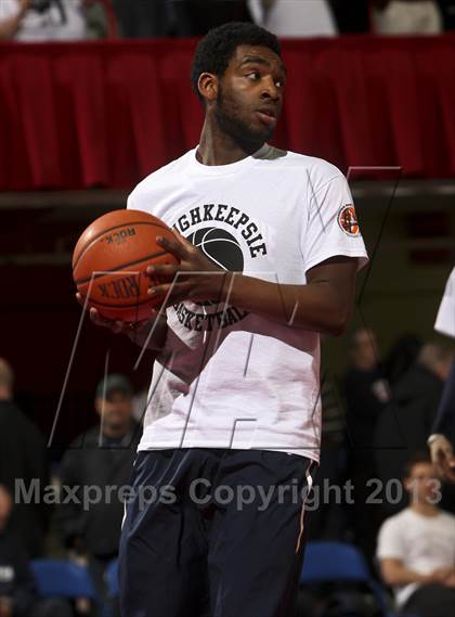 Thumbnail 2 in Eastchester vs Poughkeepsie (Section 1 Class A Semifinal) photogallery.