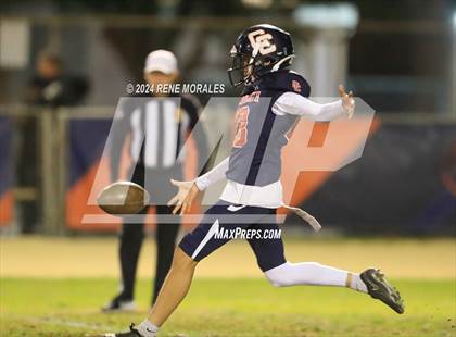 Thumbnail 1 in Lindsay vs Chatsworth (CIF Div 7-AA Regional Final) photogallery.