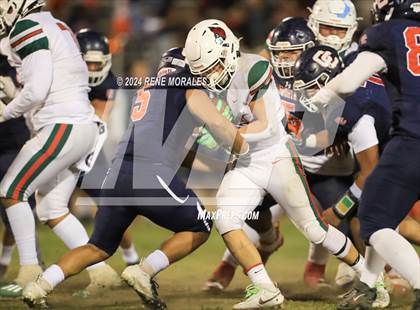 Thumbnail 2 in Lindsay vs Chatsworth (CIF Div 7-AA Regional Final) photogallery.